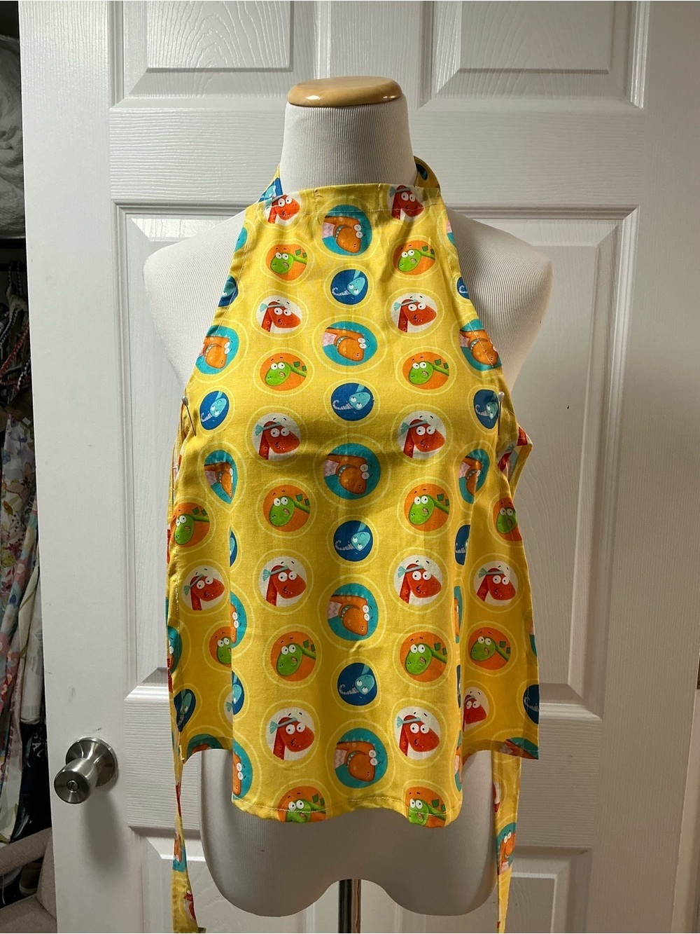 2013 - Kids Apron Yellow Cartoon Print Halter - Picture 2 of 3